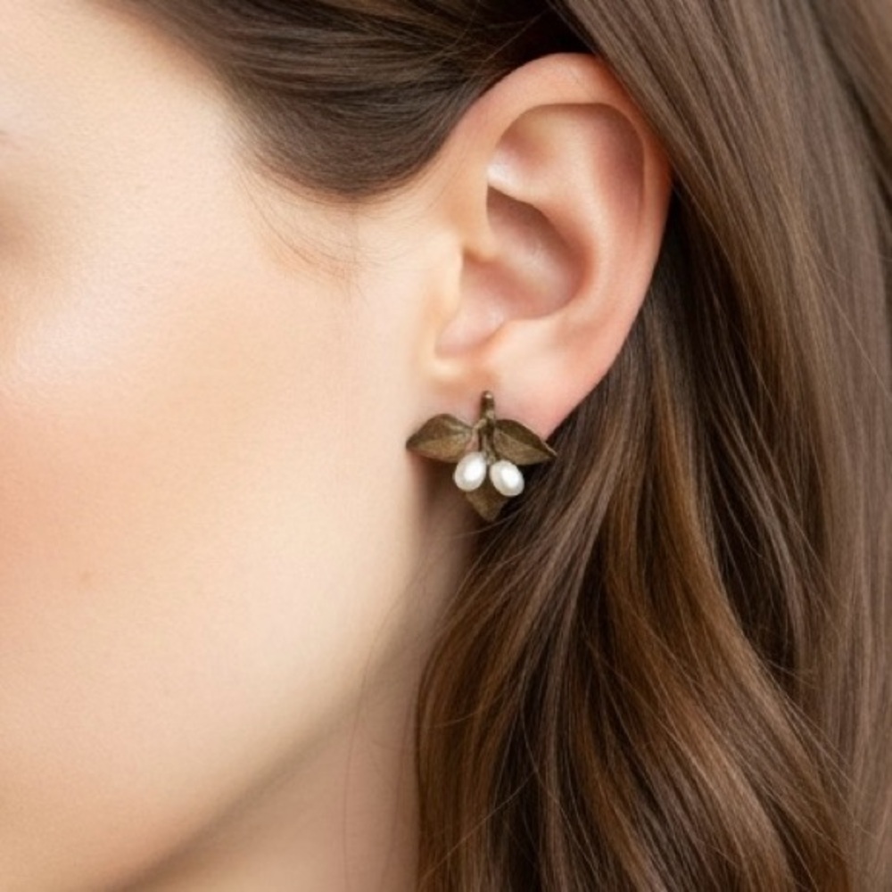 Delicate Leaf and Pearl Earrings
